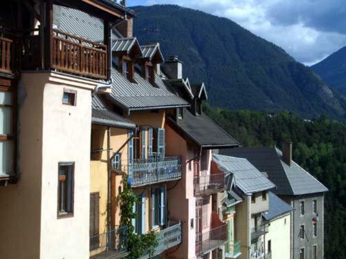 Les Sept Etoiles Apartment Le Monetier-les-Bains Exterior photo